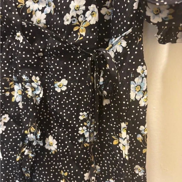 LOFT Black Dress with White Floral Accents - Picture 6 of 8